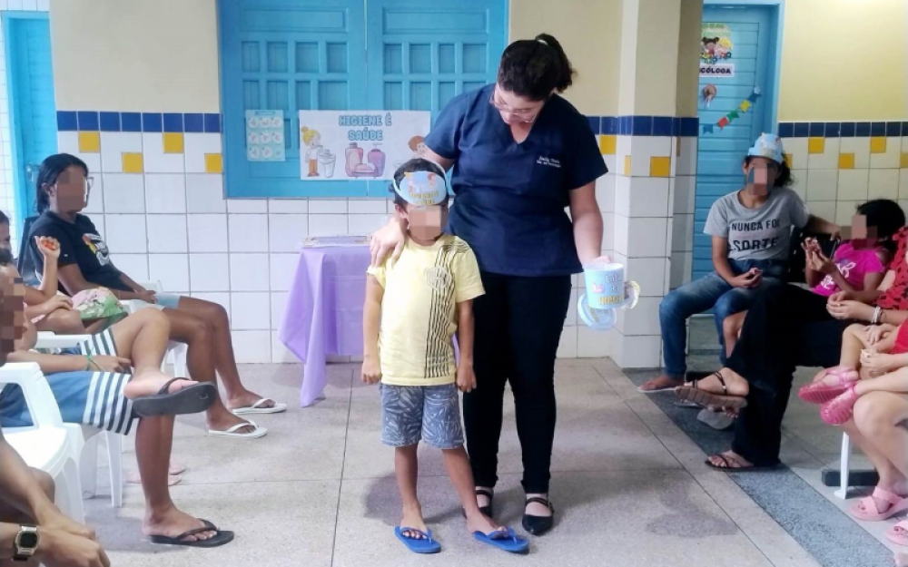 Acolhidos no Abrigo Regional participam de ação educativa sobre Higiene Pessoal