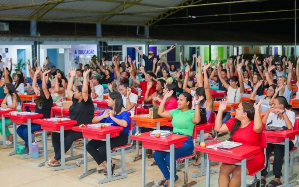 Estudantes de Campo Alegre participaram da primeira noite do Aulão de OLHO NO ENEM 2023