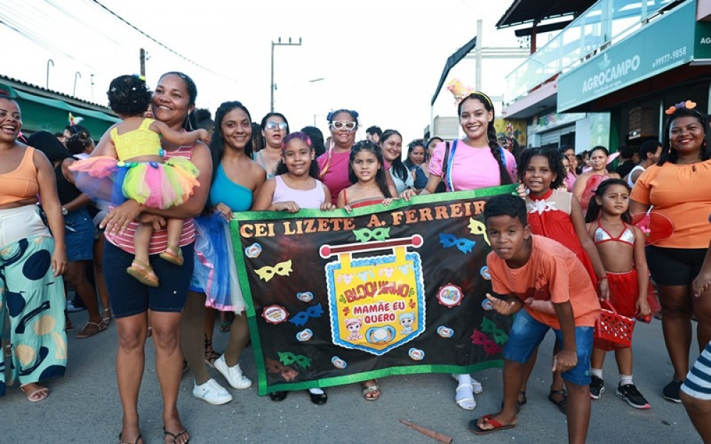 Bloco Infantil do Carnafolia Kids 2025 fez a alegria da garotada e famílias no distrito Luziápolis