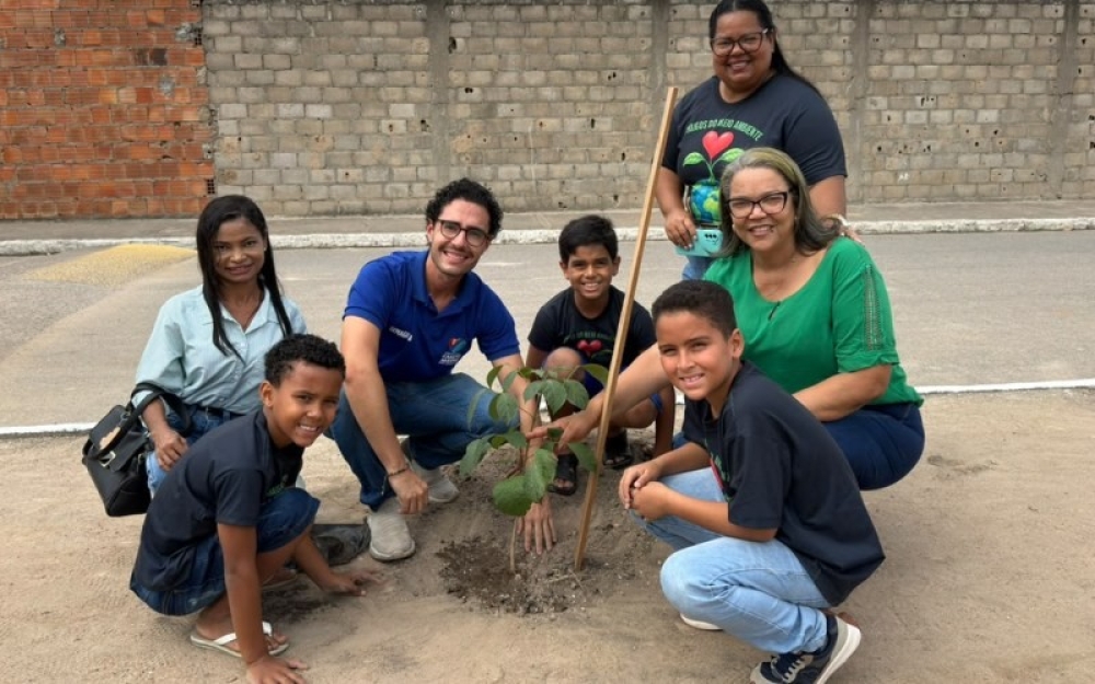 Campo Alegre realiza plantio de 40 árvores nativas em Luziápolis em alusão ao Dia da Árvore