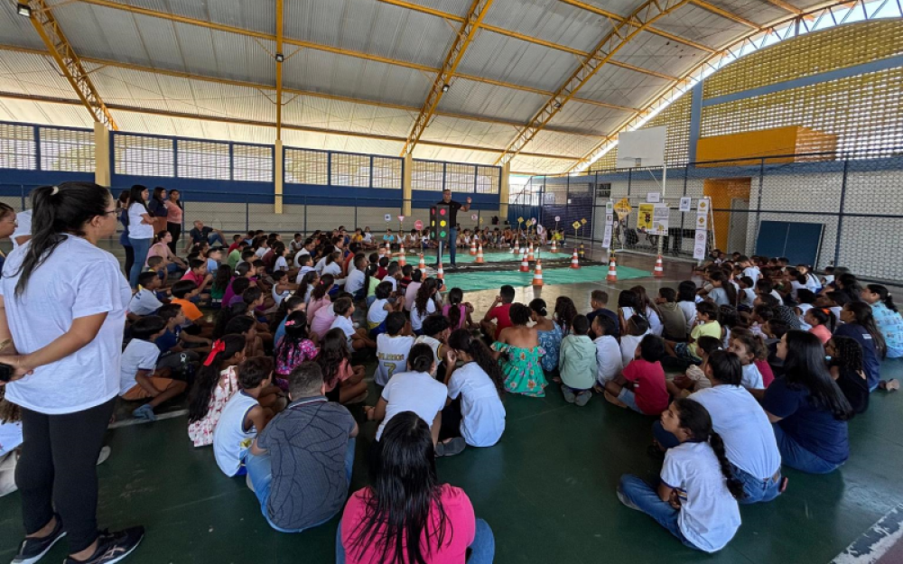 Secretaria de Educação promove palestra educativa sobre trânsito para alunos da rede municipal