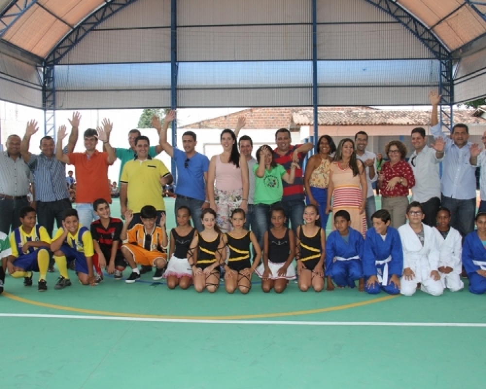 Prefeitura de Campo Alegre inaugurou duas quadras de esportes e a reforma de duas Unidades de Saúde