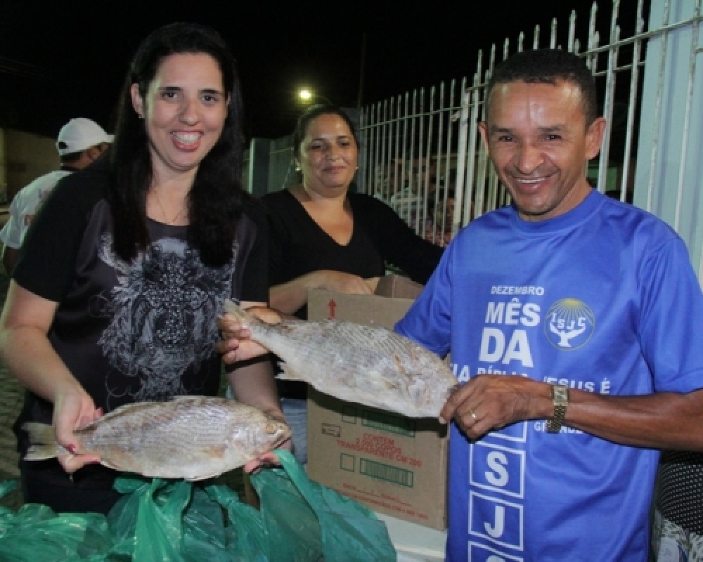 Semana Santa: Prefeitura realizou a distribuição de toneladas de peixes para a população 
