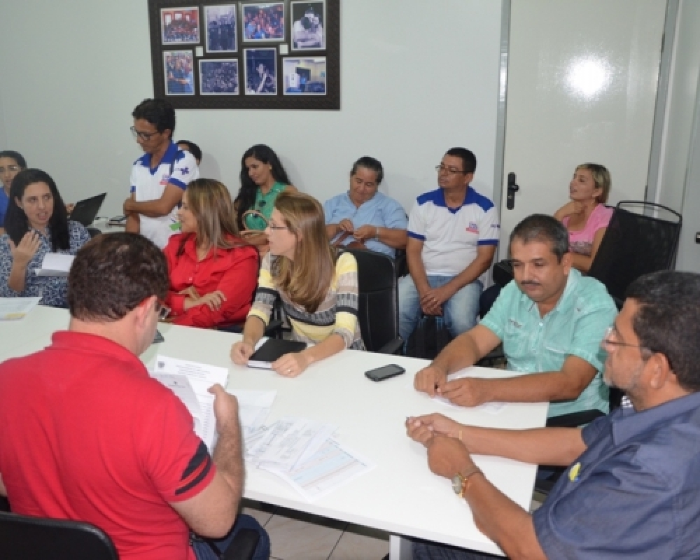 Prefeitura define reajuste salarial dos Agentes de Saúde e Agentes de Endemias de Campo Alegre