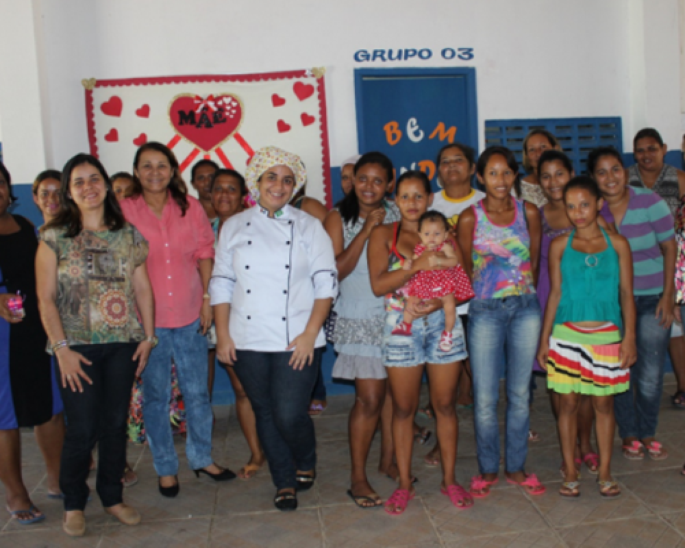 Semana das Mães: Prefeitura ofereceu cursos para mães de Luziápolis
