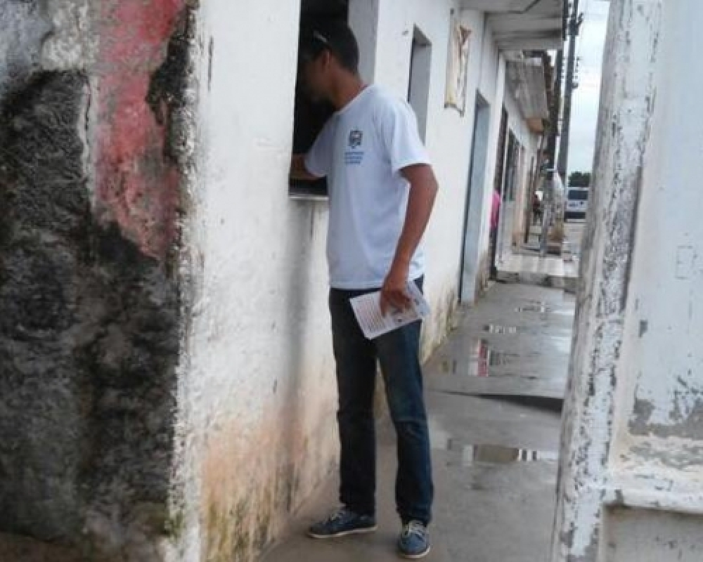 Secretaria de Saúde realiza mutirão de combate a dengue no Distrito de Luziápolis