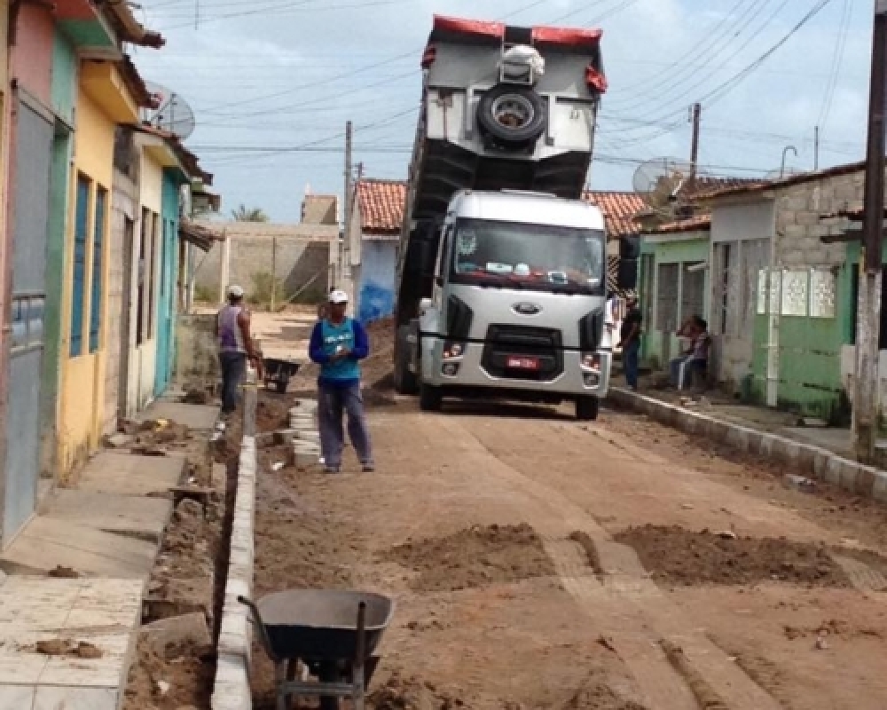 Prefeitura de Campo Alegre iniciou a pavimentação e melhorias em ruas do Distrito de Luziápolis