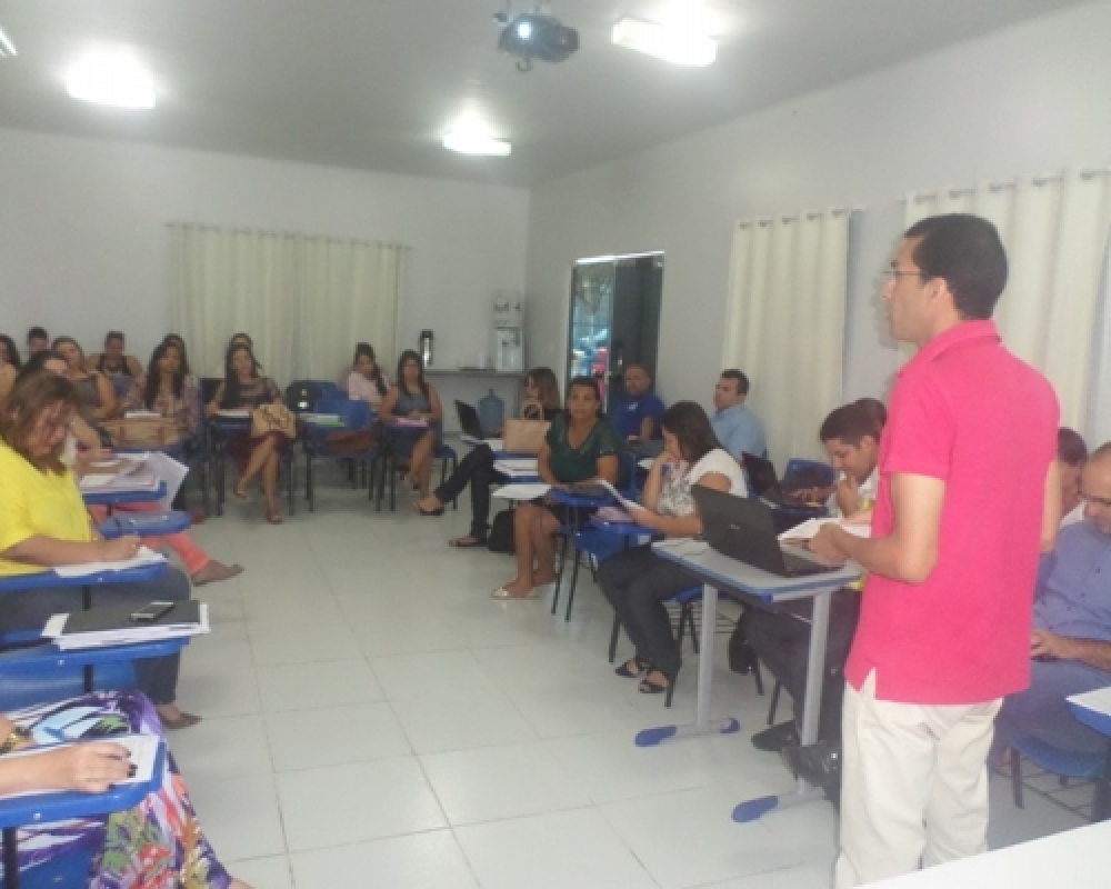 Colegiado Técnico da SEMED reúne-se para avaliar as ações realizadas no 1° semestre 2015