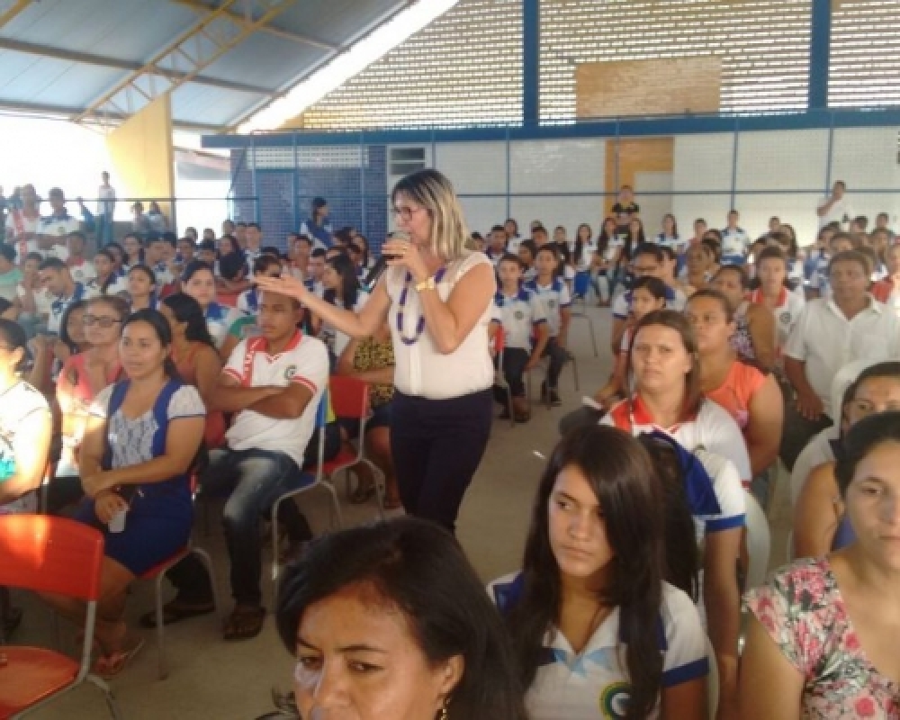 Secretaria de Educação realiza Mobiliza Campo Alegre visando à realização da Prova Brasil 2015