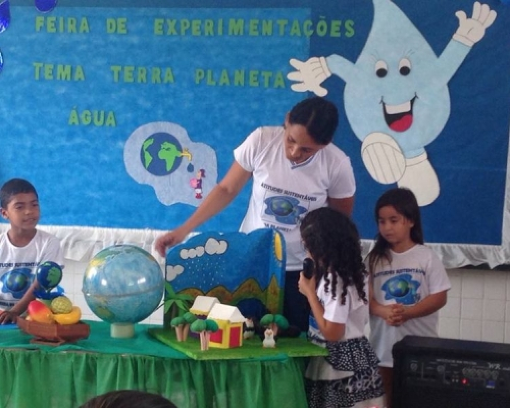 Escola Cícero Salustiano realizou a I Feira de Experimentos no distrito de Luziapolis