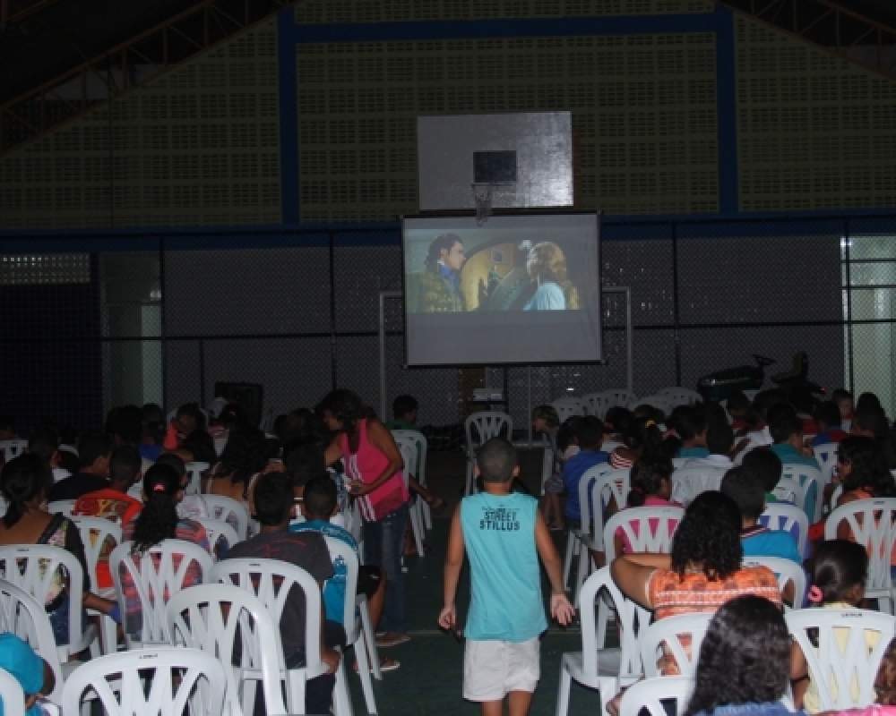 Projeto Férias com Cinema proporciona cultura e entretenimento para crianças e adolescentes