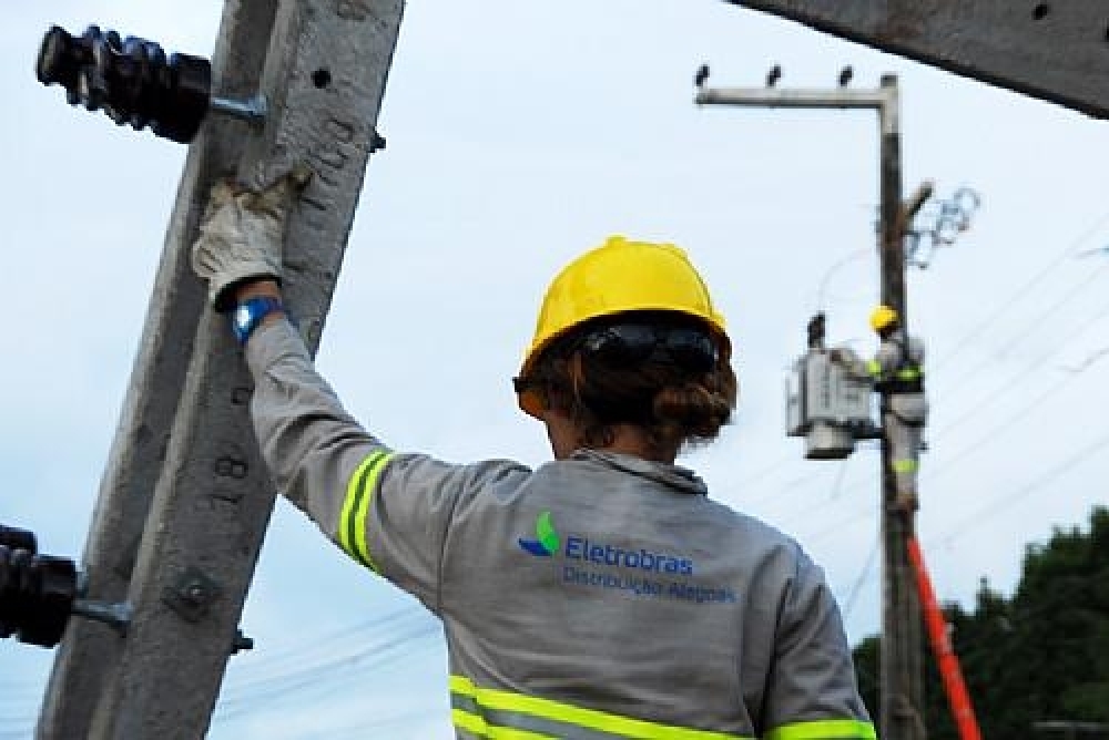 Eletrobrás cumpre prazo determinado em reunião e iniciou obras de melhorias nas redes da Porto Rico