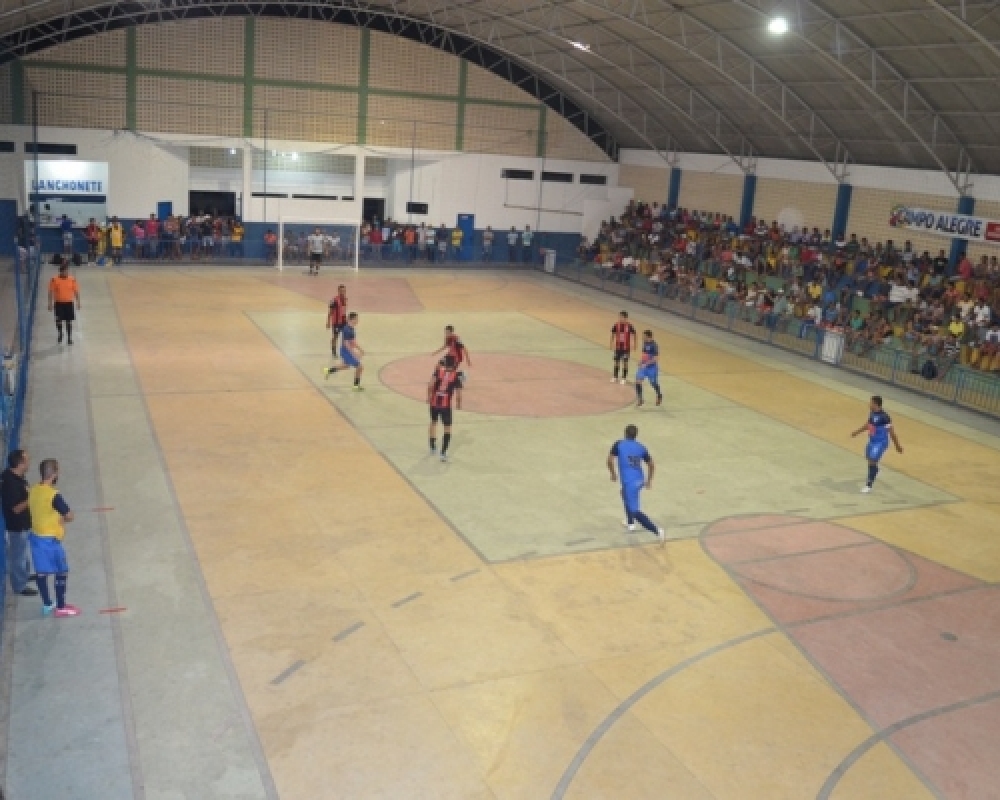 Secretaria Municipal de Esportes iniciou o Campeonato Municipal de Futsal 2016 