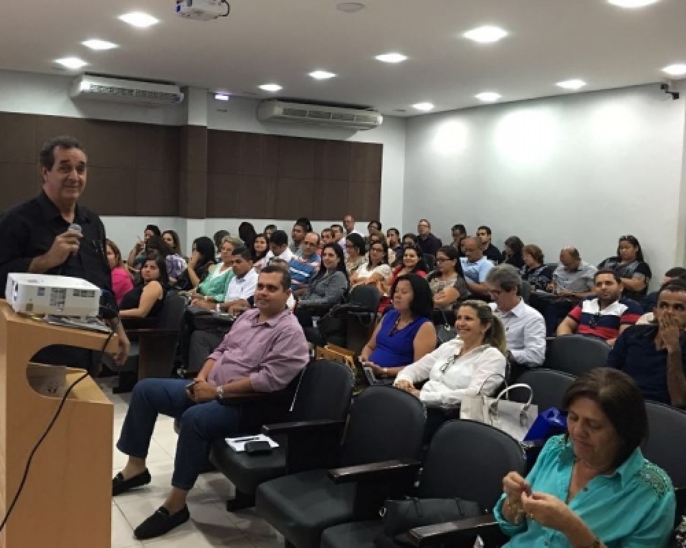 Prefeita Pauline e membros da SEMED participaram de e capacitação na AMA em parceria com a Undime 