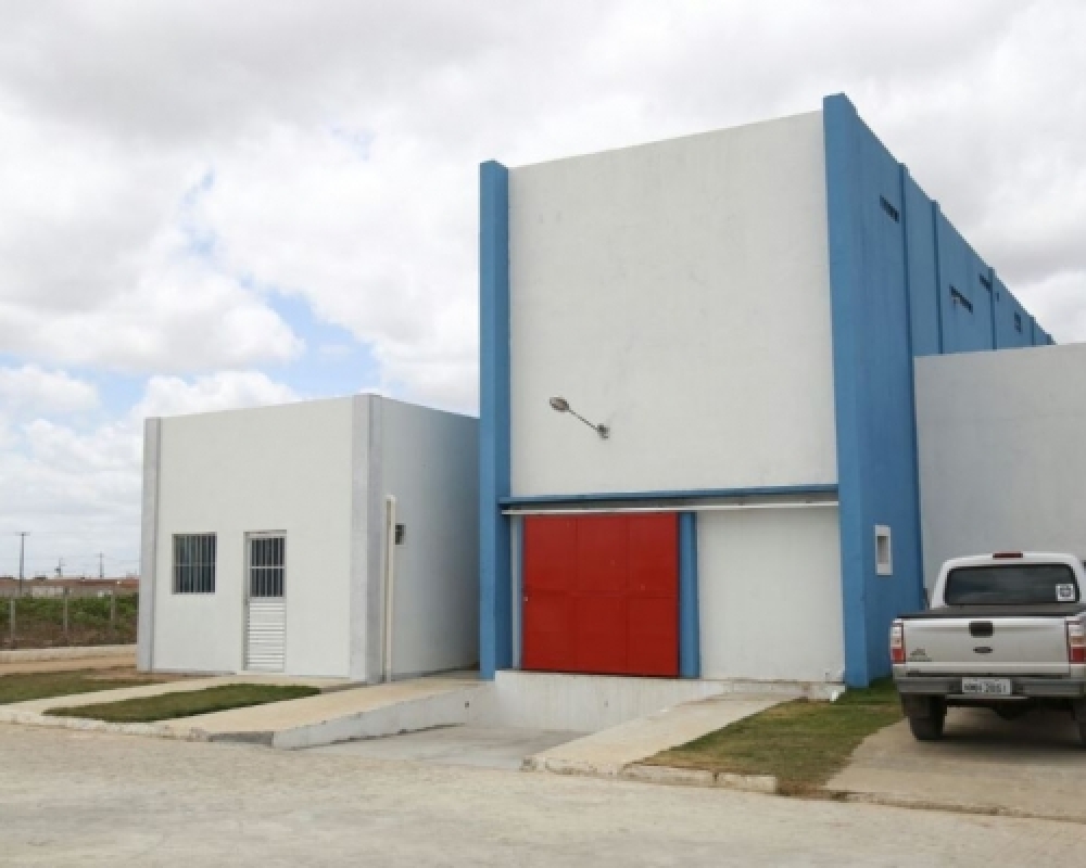Novo matadouro municipal de Campo Alegre garante qualidade do abate de animais no município 