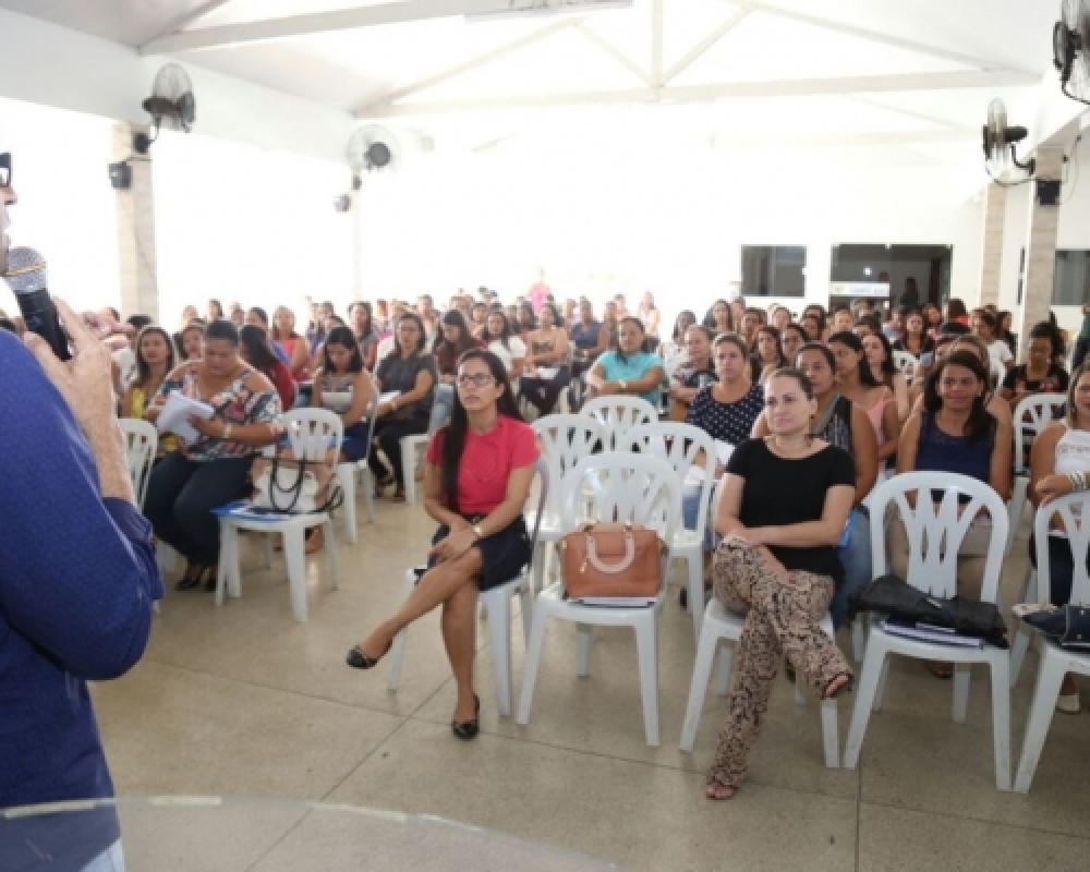 SEMED inicia ano letivo com formação para docentes e auxiliares da educação infantil