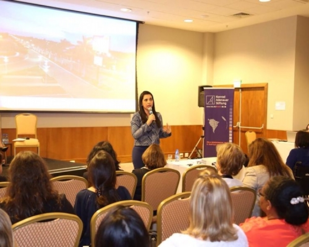 Prefeita Pauline Pereira participará de Programa de Visita e Informação para Prefeitos na Alemanha