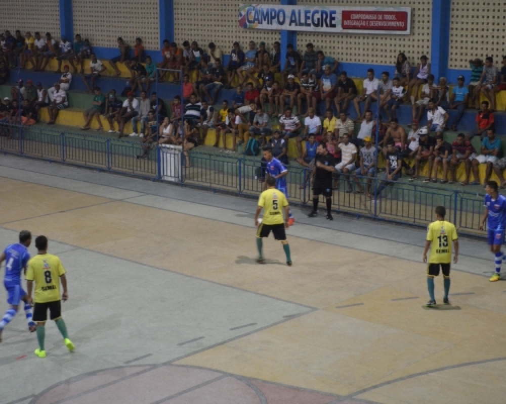Esporte: Oito equipes iniciaram a disputa do campeonato municipal de Futsal da 2ª divisão