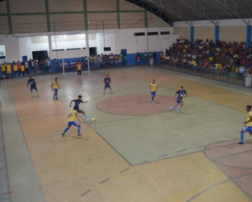 Abertura do campeonato de Futsal 2017 tem jogos equilibrados e excelente presença de público