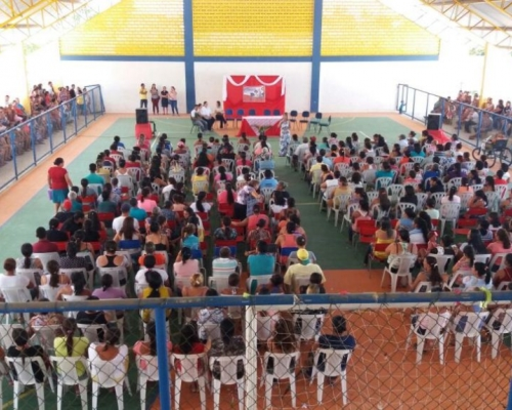 Escola municipal Monsenhor Hildebrando Guimarães realizou a primeira reunião de pais de 2017 