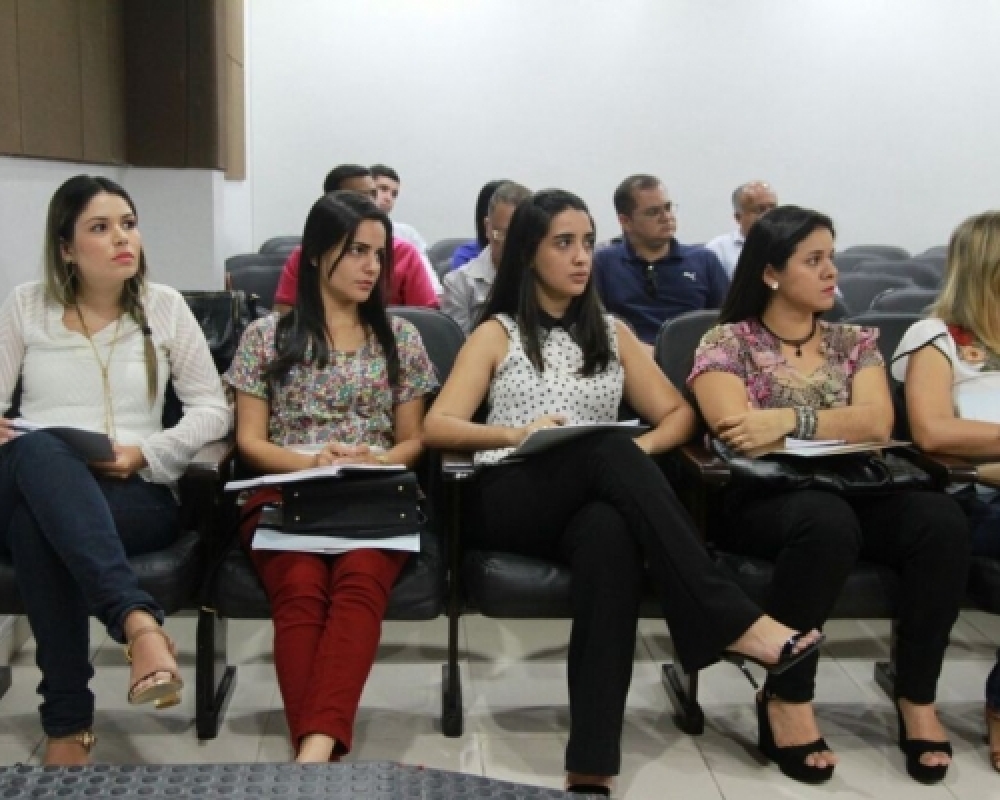 Secretárias e técnicos de Campo Alegre participam de capacitação visando eficiência na gestão