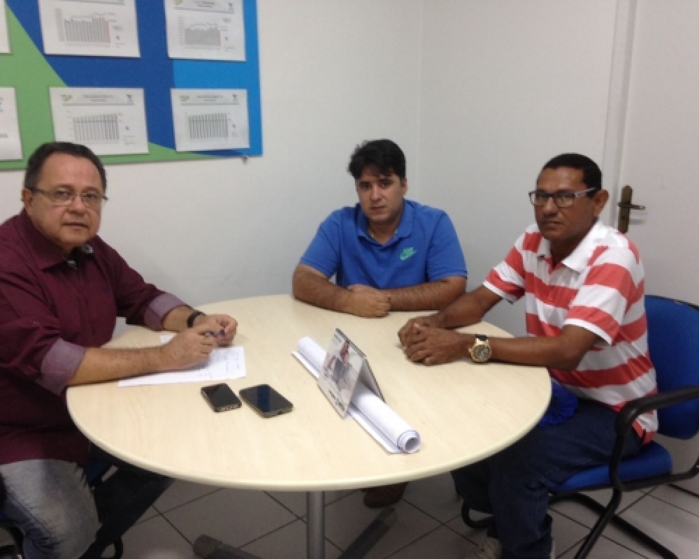 Reunião na sede da Casal discute medidas emergenciais para o abastecimento de água em Campo Alegre