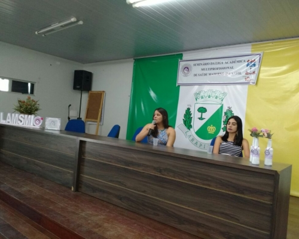 Psicóloga do CRAS Campo Alegre apresenta experiências exitosas em evento na UFAL