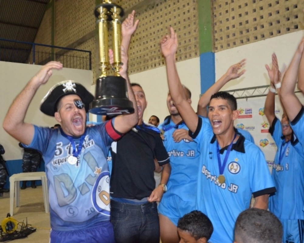Deportivo Jr conquista o Municipal de FUTSAL. CSC foi o campeão da segunda divisão 