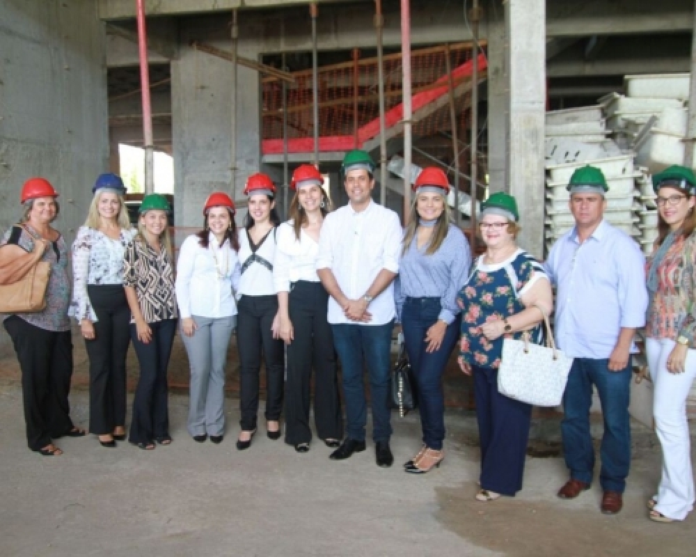 Prefeita Pauline participou de visita ao Hospital da Mulher junto com o Governador Renan Filho