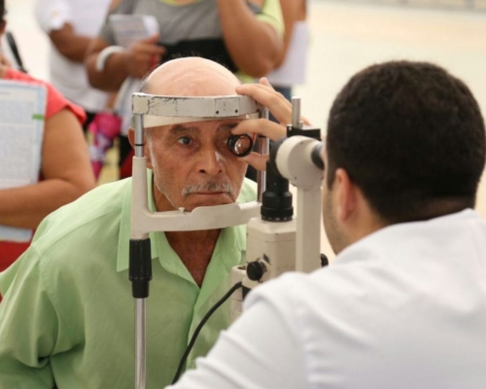 Secretaria de Saúde realiza mutirão oftalmológico para prevenção do glaucoma em parceria com IOFAL