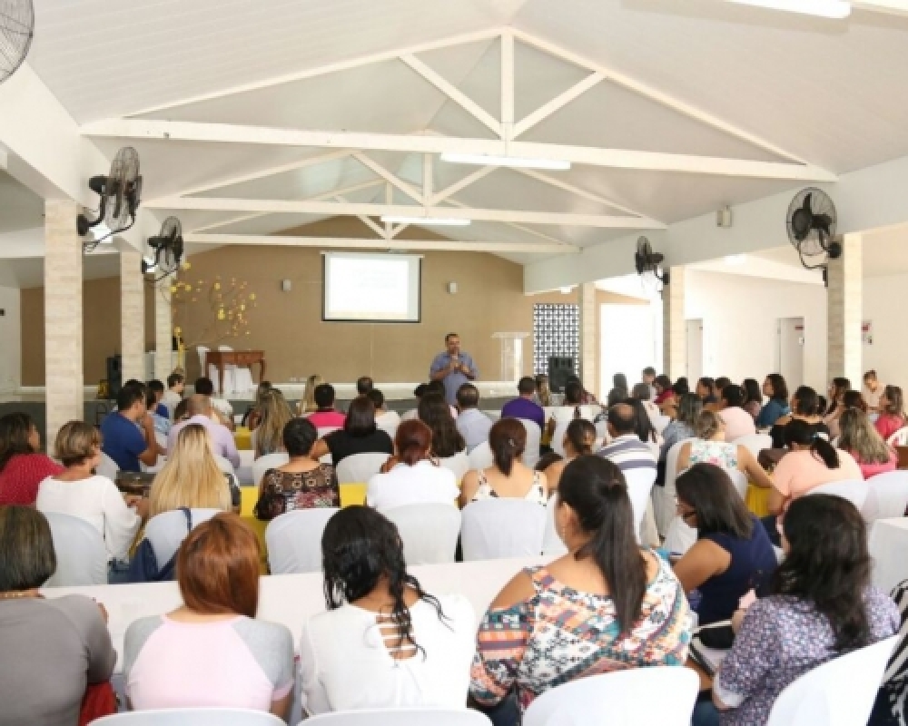 Encontro com famílias abordou sobre a importância da participação na vida educacional de seus filhos