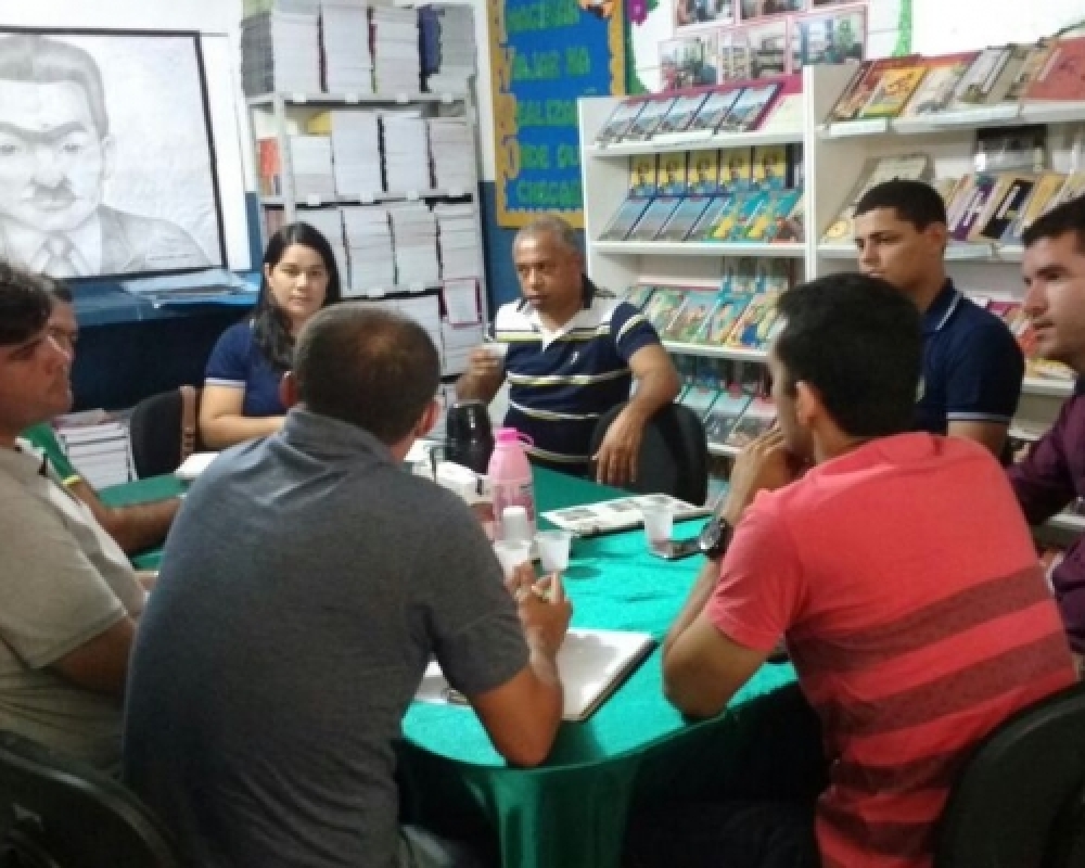 Escola Municipal João Fernandes Vieira Filho realizou reunião com representantes da SEMEL e SEMED