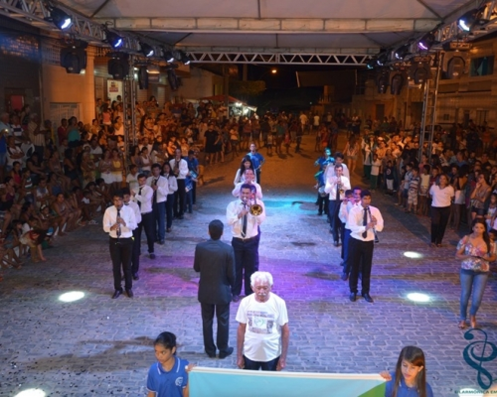 Show de talento e musicalidade: Orquestra Emeriato Pereira se apresenta em Traipu