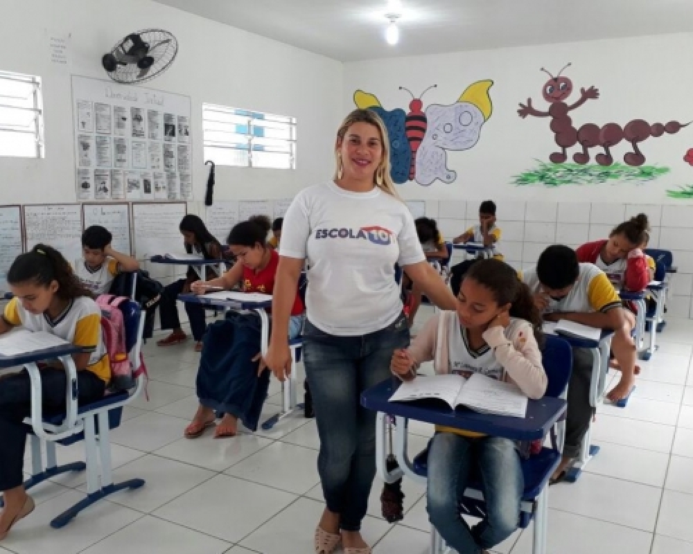 Estudantes do ensino fundamental de Campo Alegre participaram da realização da prova Alagoas 2017.02