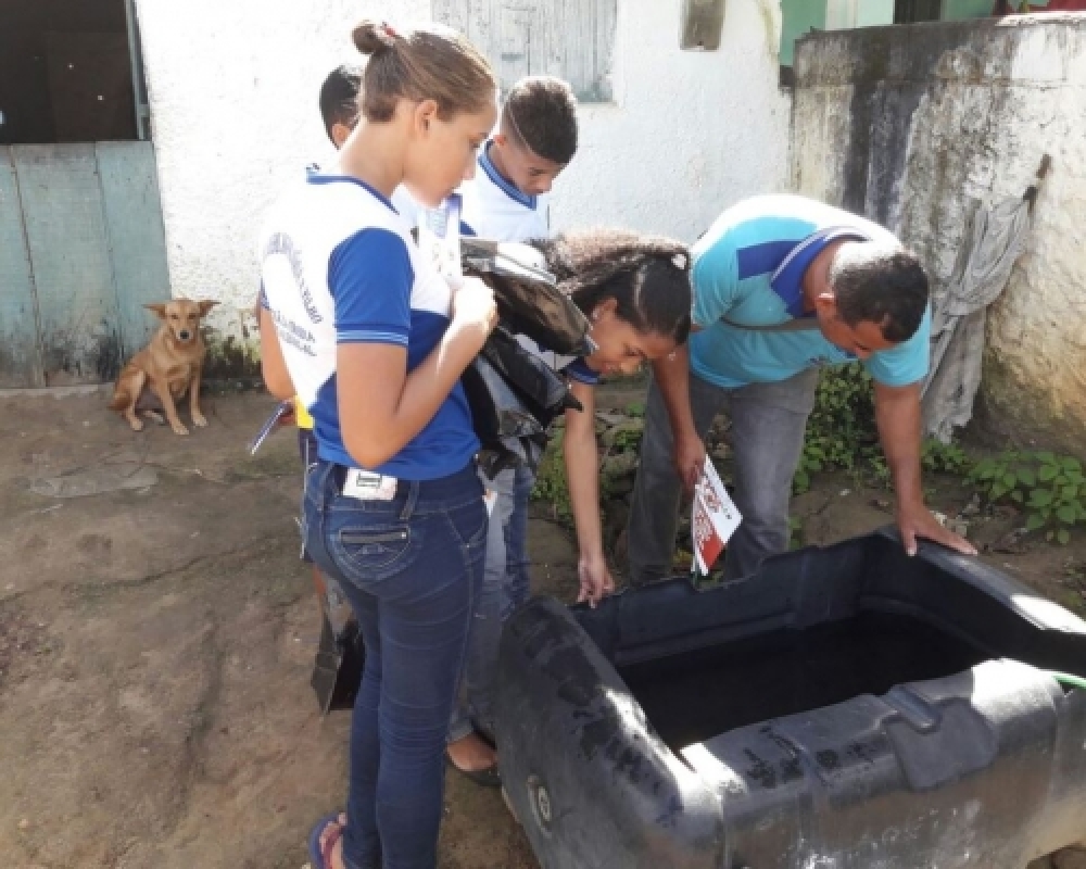 Secretarias municipais de saúde e educação realizam ações conjuntas no combate a dengue
