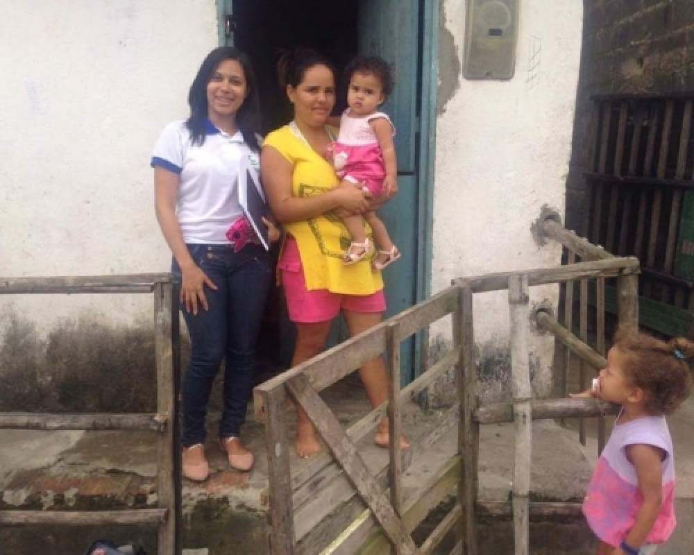 Visitadoras do Programa Criança Feliz realizam visitas domiciliares no Distrito de Luziápolis