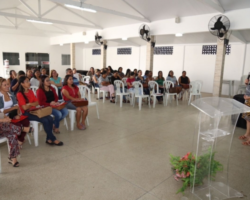 SEMED promove V encontro de formação para secretários escolares e assistentes administrativos