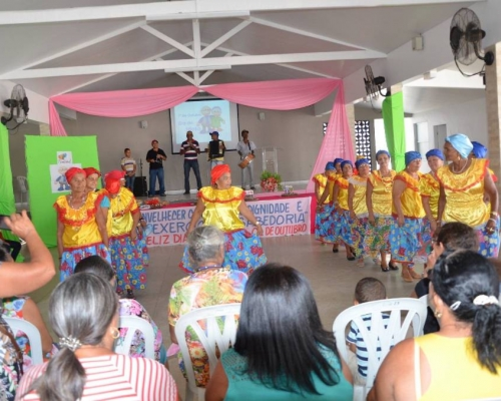 Idosos de Campo Alegre participam de atividades em comemoração ao Dia do Idoso 