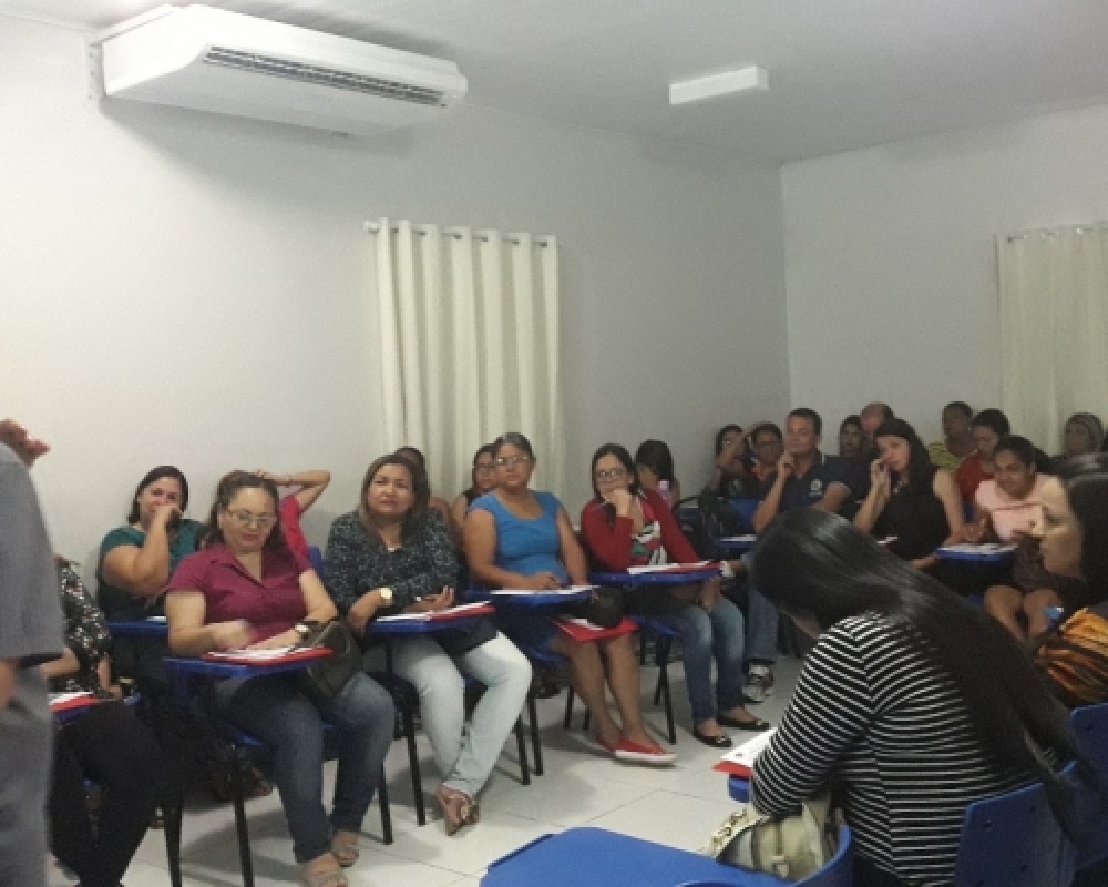 SEMED promove VI encontro de formação para secretários escolares e assistentes administrativos