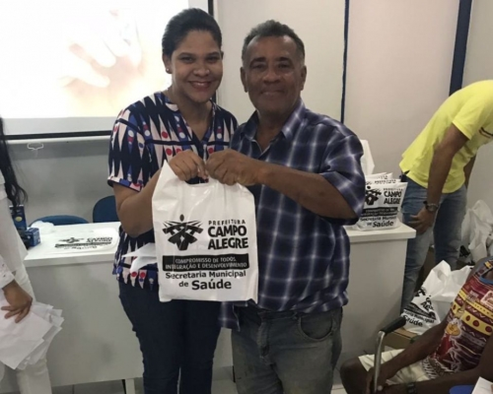 Secretaria de Saúde realiza entrega de aparelhos Glicosímetros para pacientes portadores de diabetes