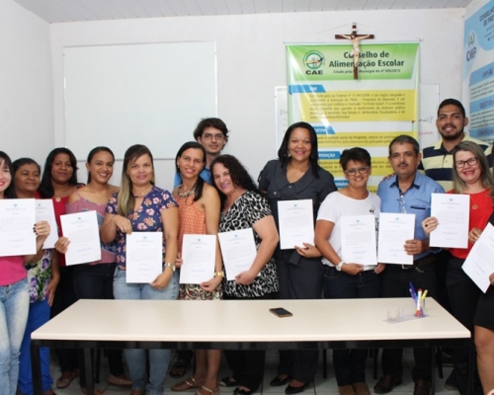 Membros do Conselho de Alimentação Escolar de Campo Alegre tomam posse para quadriênio 2017-2021