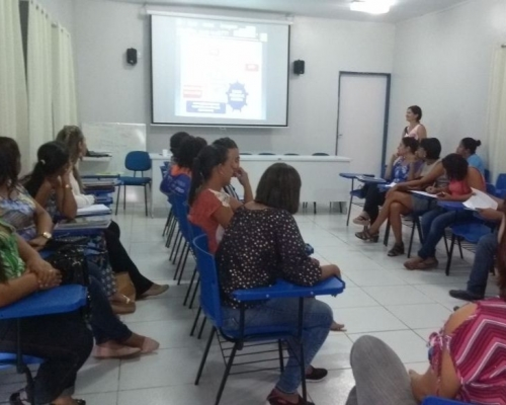 SEMED realiza orientação para o processo de construção e atualização dos regimentos escolares 