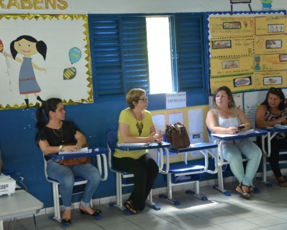 Técnicos da SEMED apresentam plataforma busca ativa escolar para secretarias de saúde e assistência 