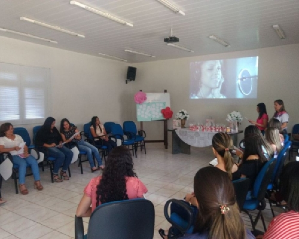 SEMED realiza “roda de conversa” sobre empoderamento feminino para mulheres da Usina Porto Rico