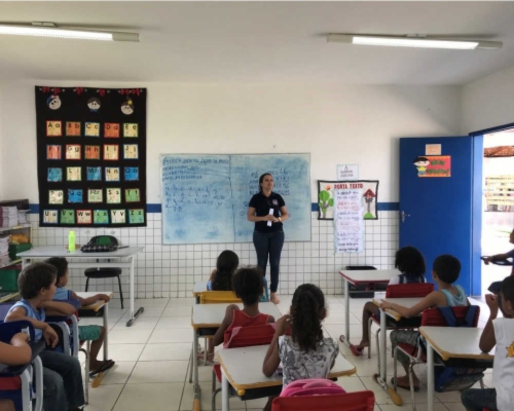 CREAS realiza mobilização contra o Abuso e Exploração Sexual de Crianças e Adolescentes nas escolas 