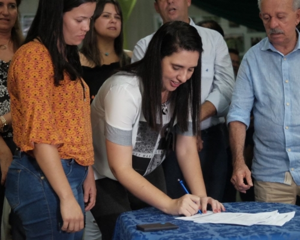 Prefeita Pauline participara da assinatura dos contratos para construção de mais 97 casas pelo PNHR