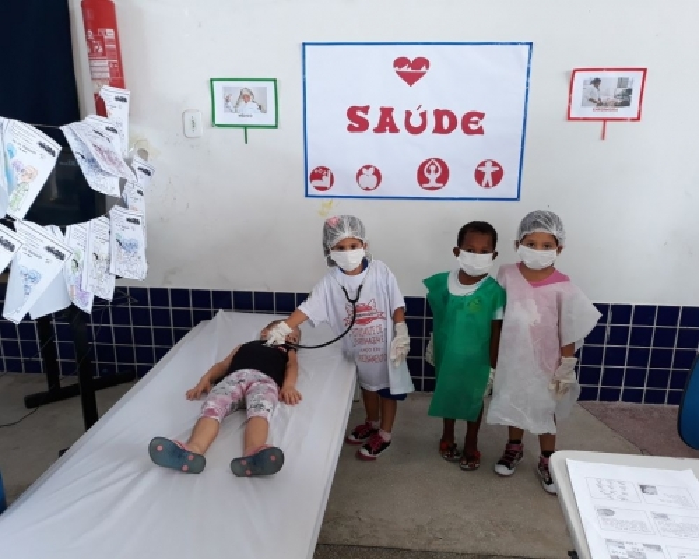 Centro de Educação Infantil Maria José realizou exposição em homenagem ao dia do trabalhador