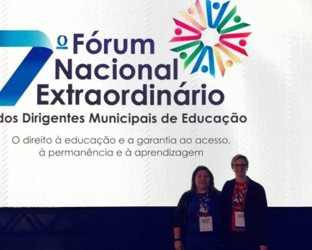 Secretária Graciene Alencar participa do  7º Fórum Nacional extraordinário dos dirigentes municipais