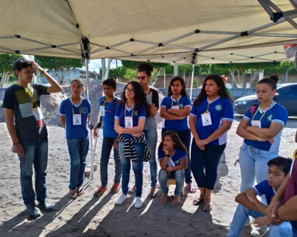 Comissão de meio ambiente e qualidade de vida participa da produção de mudas no viveiro educador