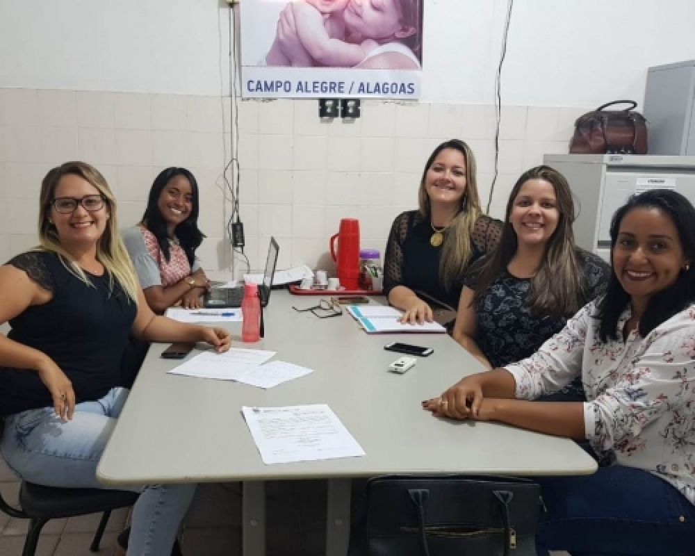 Técnicas da Assistência Social realizam reunião visando a reativação do Conselho Municipal de Habita